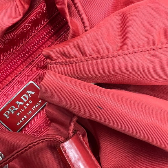 prada backpack - Picture 2 of 15